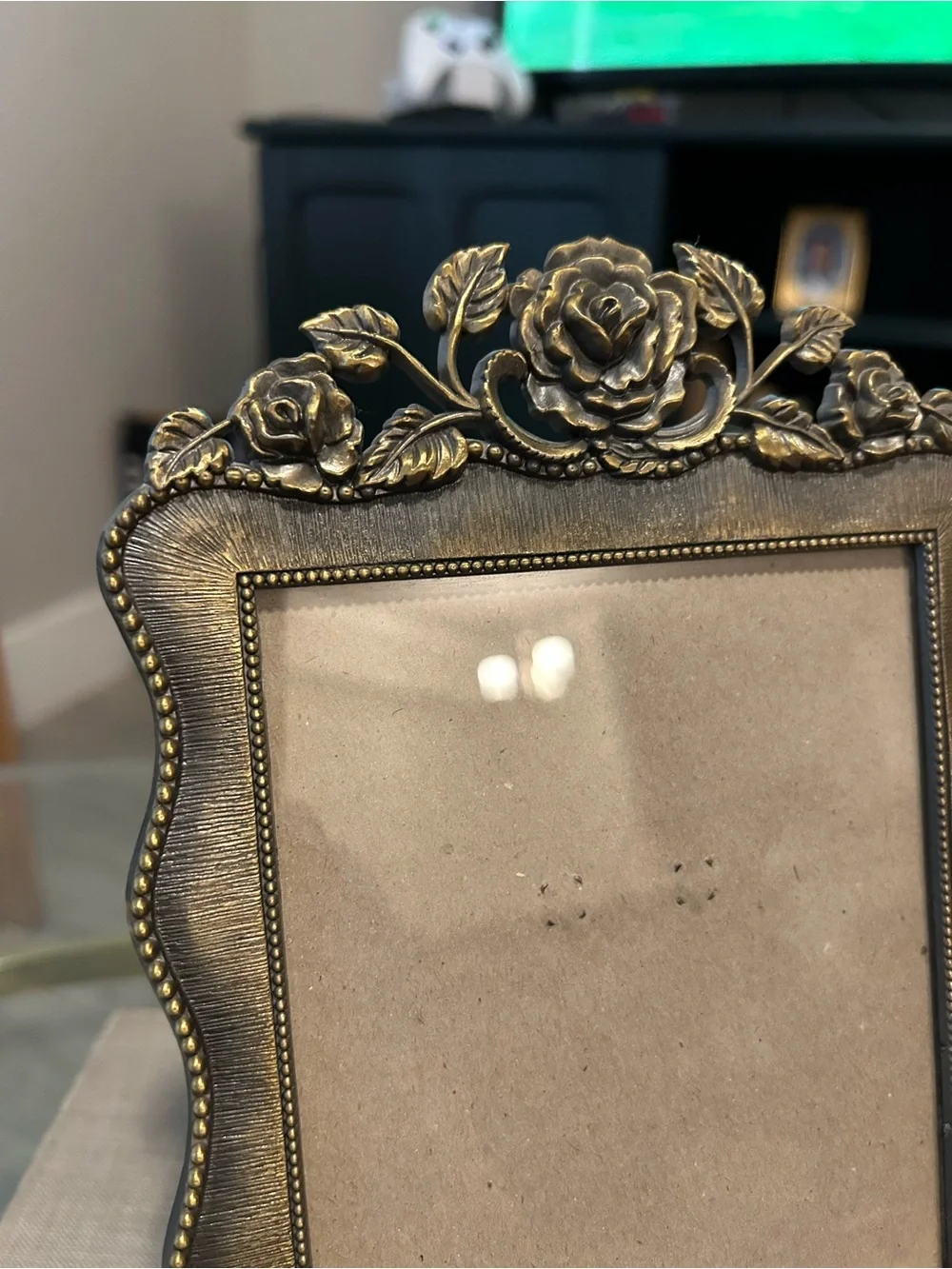Ornate rose metal gold table top frame
